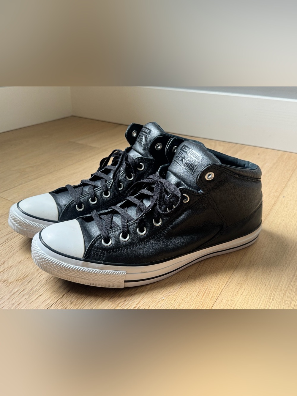 Converse Chuck Taylor All Star High Street Leather Mid Black Men's Size 13